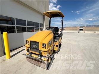 CAT CB2.5 GC Cilindri compactori dubli