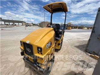 CAT CB2.5 GC Cilindri compactori dubli