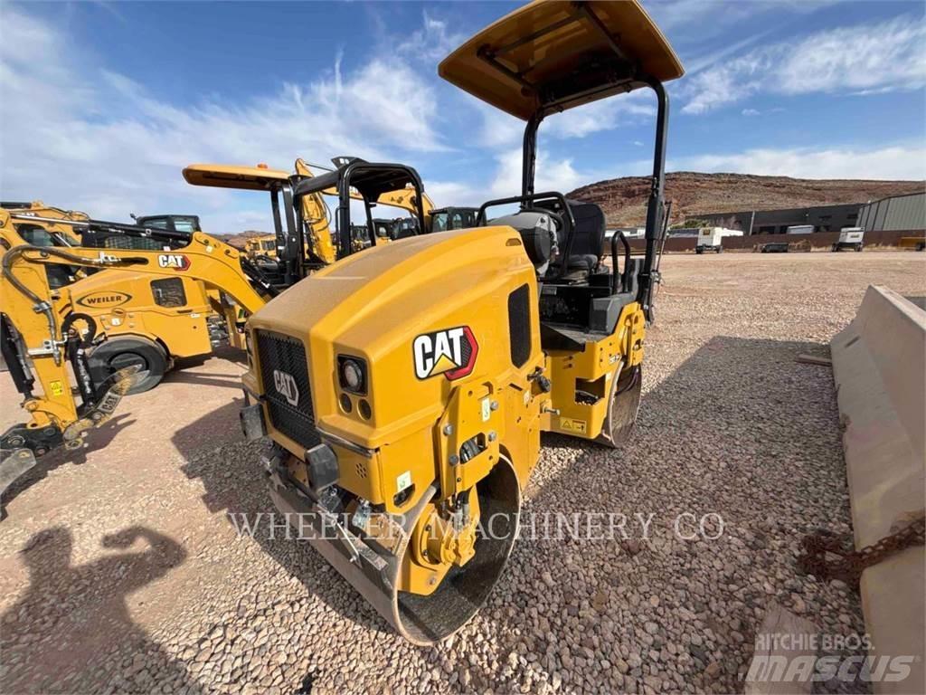 CAT CB2.5 GC Cilindri compactori dubli