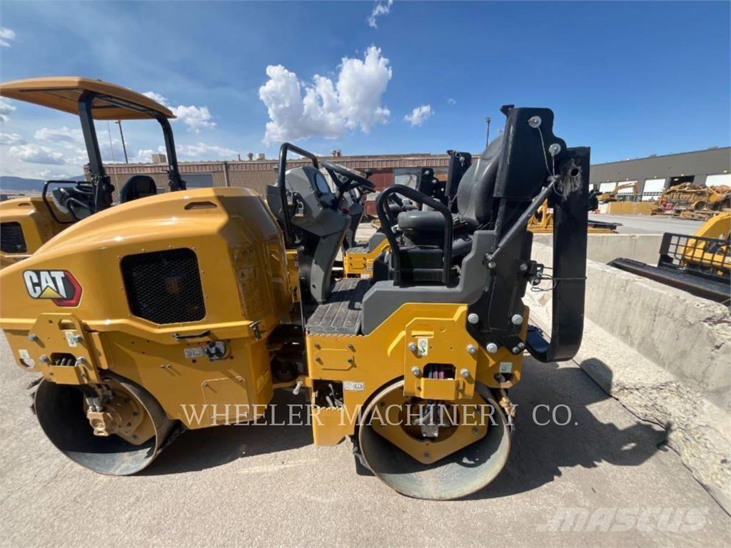 CAT CB2.5 GC Cilindri compactori dubli