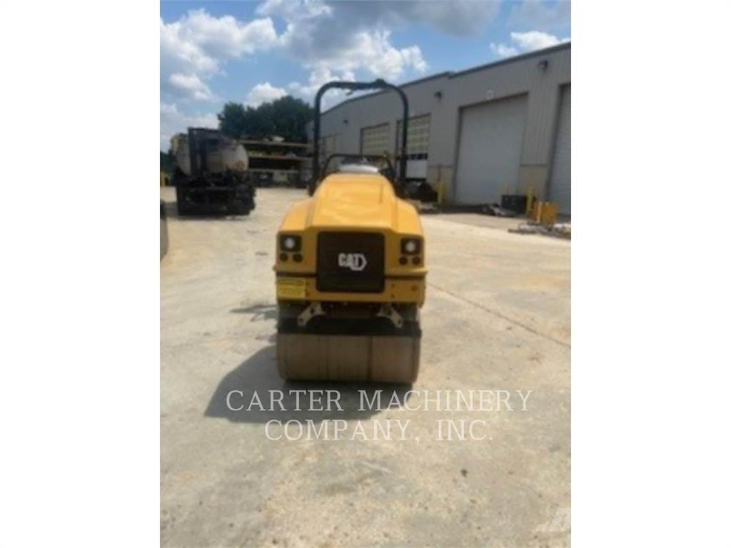 CAT CB2.5GC Compactoare sol