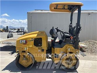 CAT CB2.7 Cilindri compactori dubli