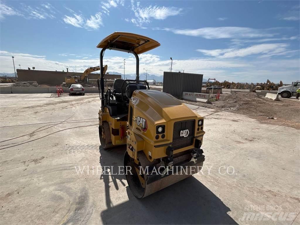CAT CB2.7 Cilindri compactori dubli