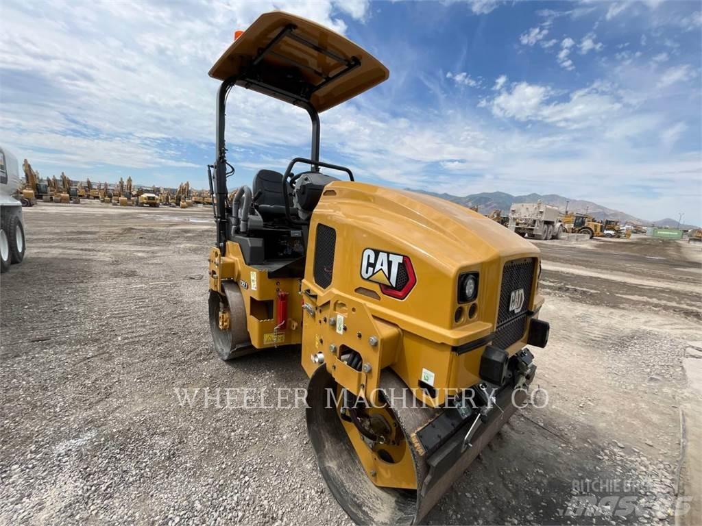 CAT CB2.7 Cilindri compactori dubli