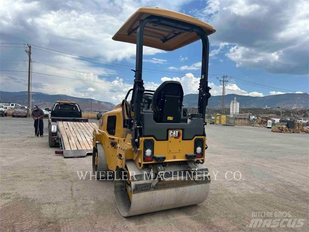 CAT CB2.7 Cilindri compactori dubli