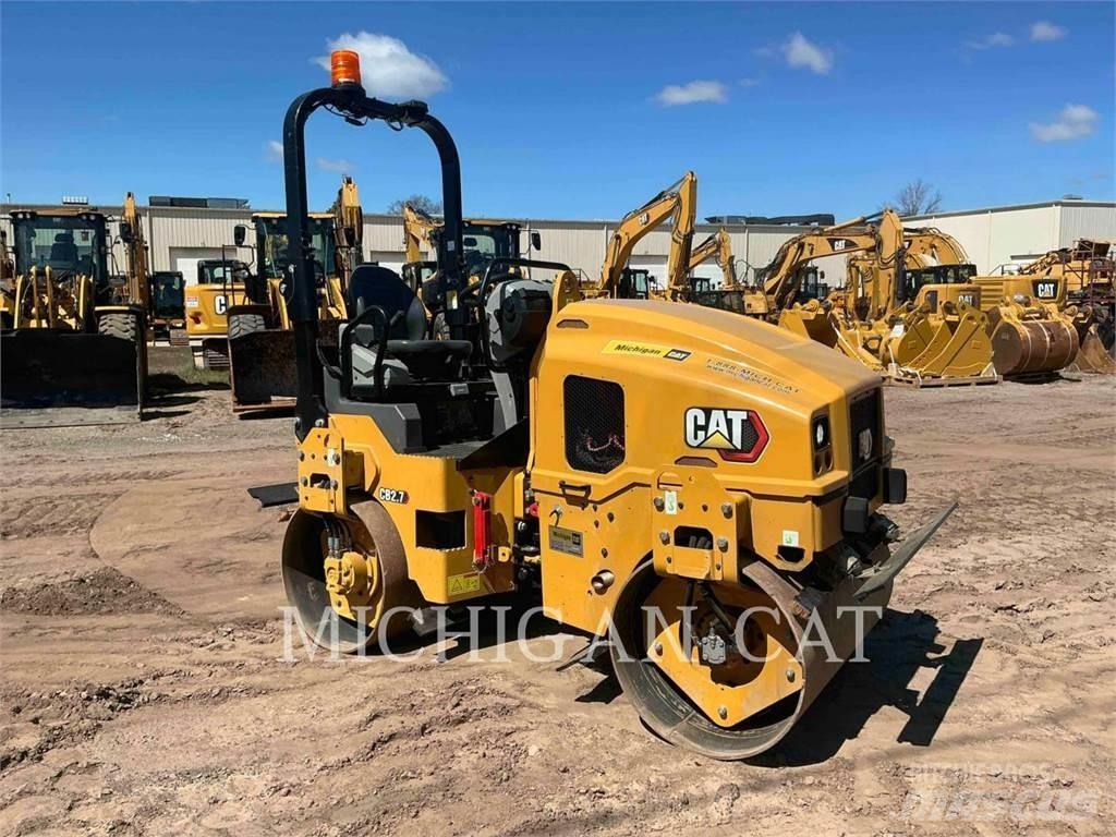 CAT CB2.7 Compactoare monocilindrice