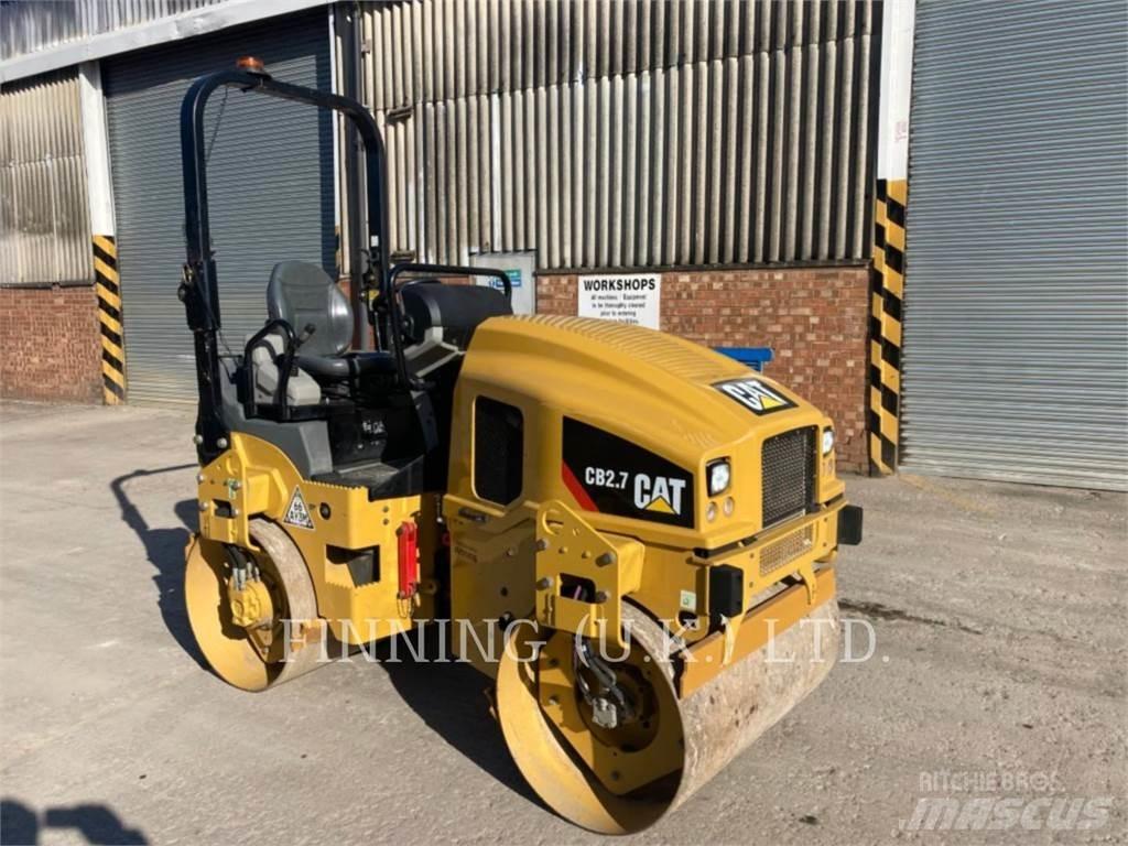 CAT CB2.7 Compactoare sol