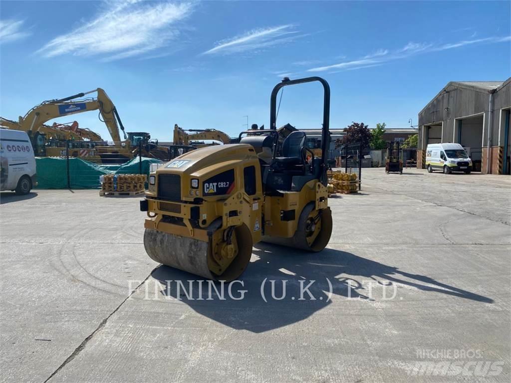 CAT CB2.7 Compactoare sol