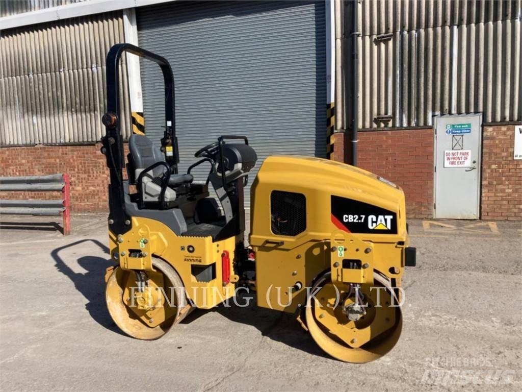 CAT CB2.7 Compactoare sol
