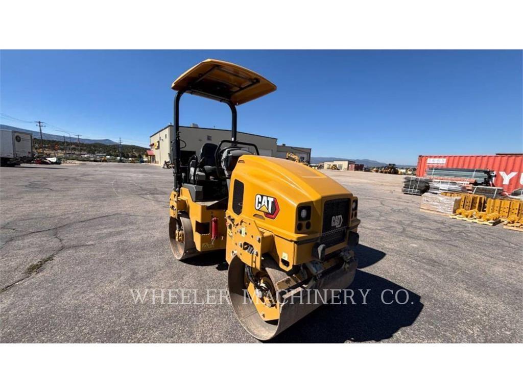 CAT CB2.7 Cilindri compactori dubli