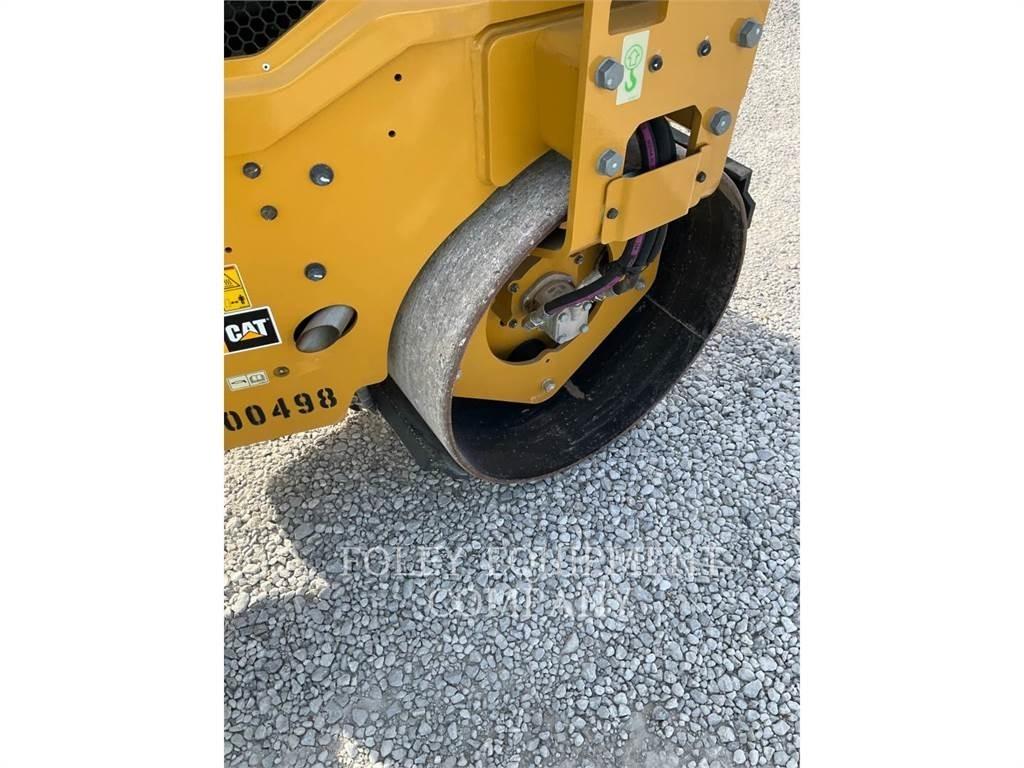CAT CB2.7-03 Compactoare sol