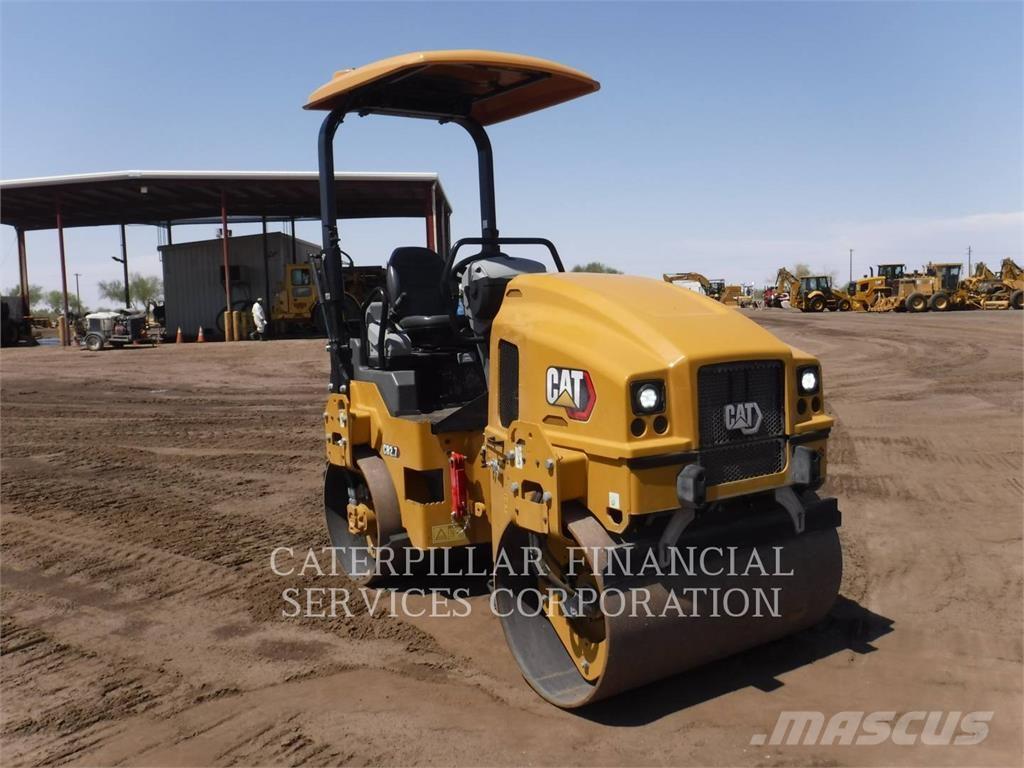 CAT CB2.7-03 Cilindri compactori dubli