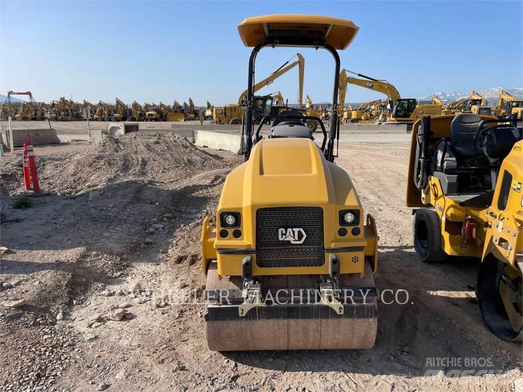 CAT CB2.7 GC Cilindri compactori dubli
