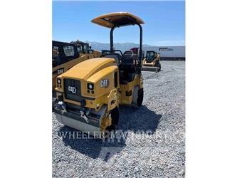 CAT CB2.7 GC Cilindri compactori dubli