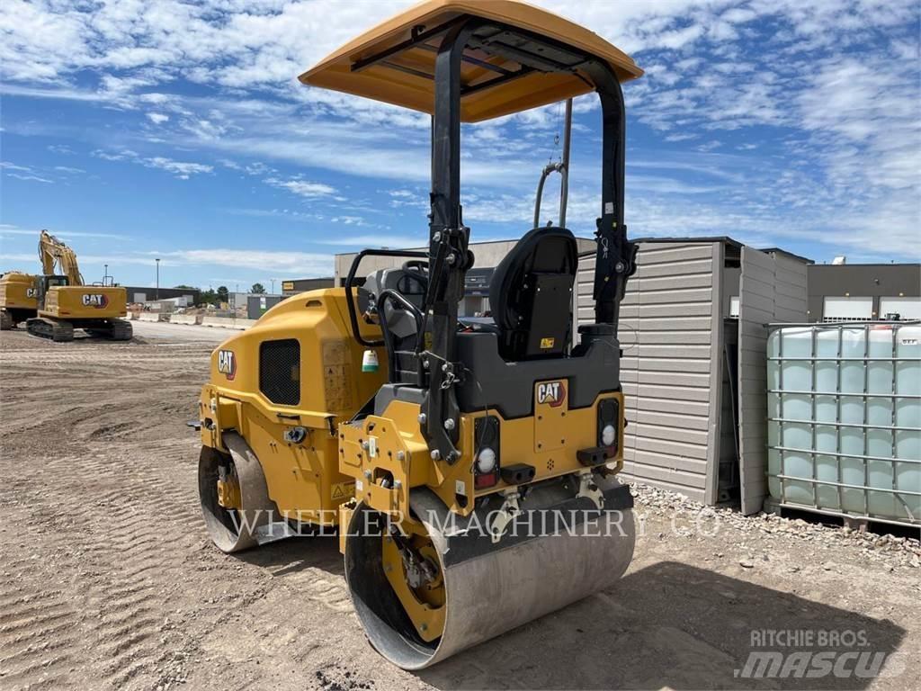 CAT CB2.7 GC Cilindri compactori dubli