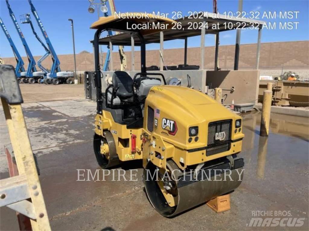 CAT CB2.7GC Cilindri compactori dubli