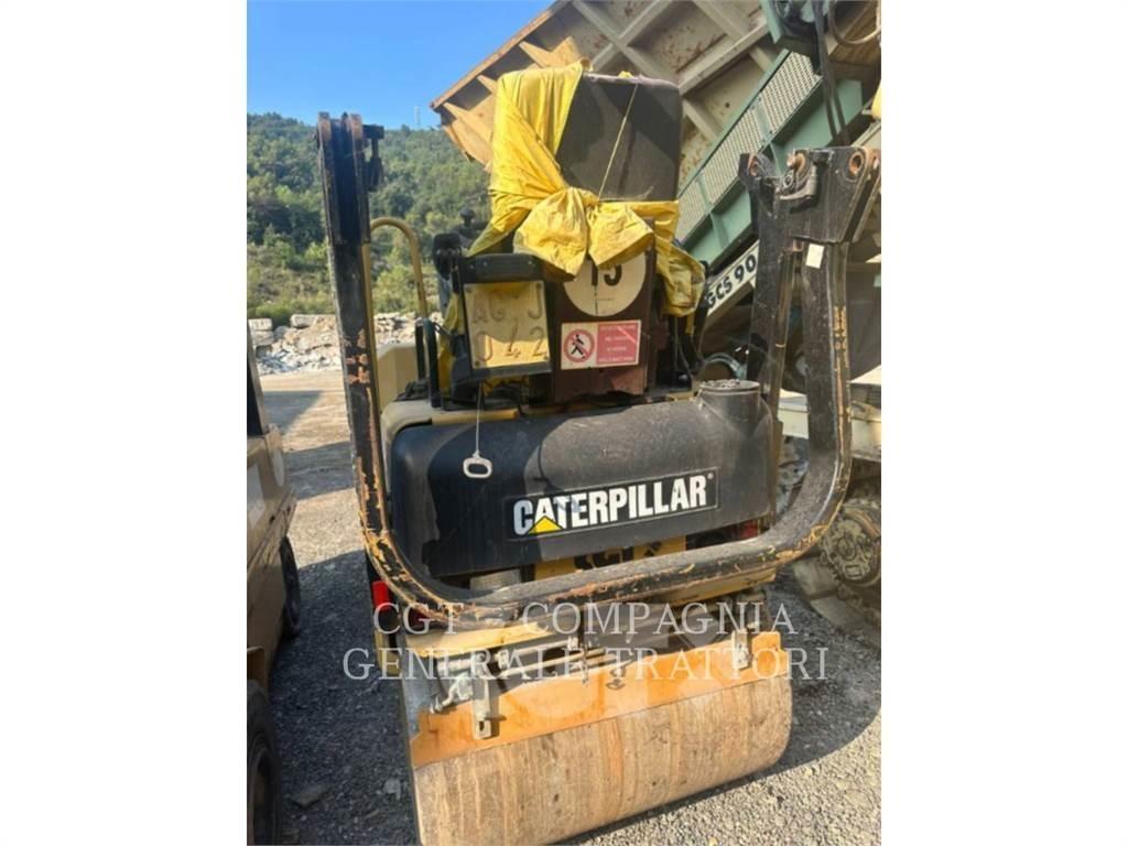 CAT CB22 Cilindri compactori dubli