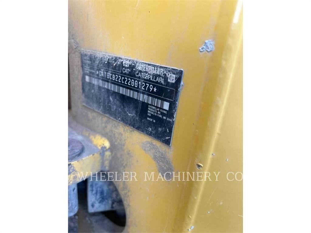 CAT CB22 Pulverizatoare de bitum