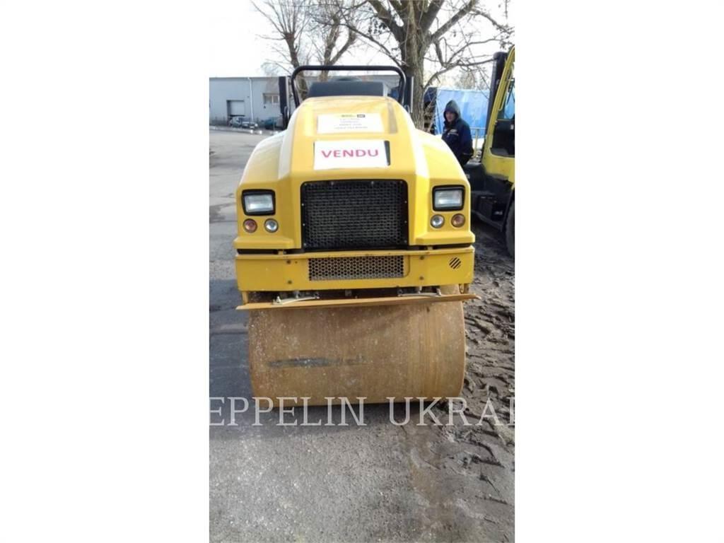 CAT CB22B Compactoare sol