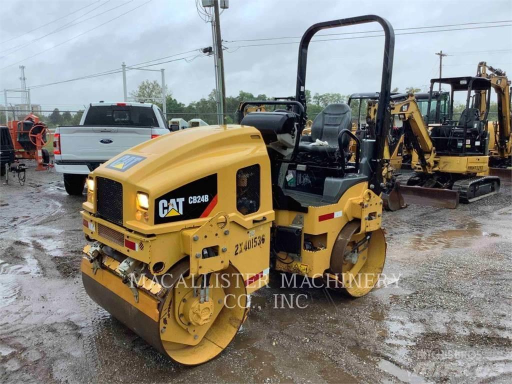 CAT CB24B Cilindri compactori dubli