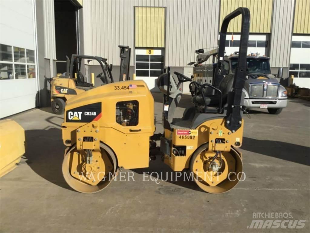 CAT CB24B Compactoare sol