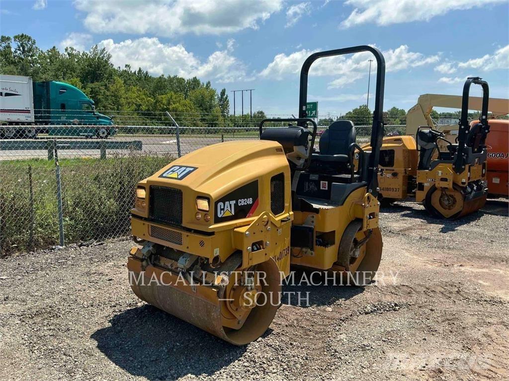 CAT CB24B Cilindri compactori dubli
