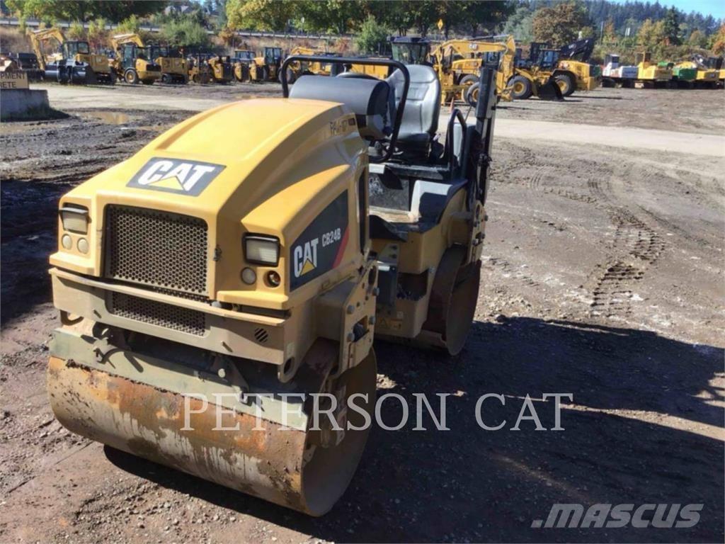CAT CB24B Cilindri compactori dubli