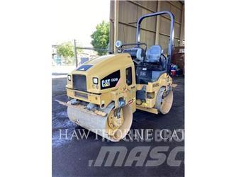 CAT CB24B Compactoare sol