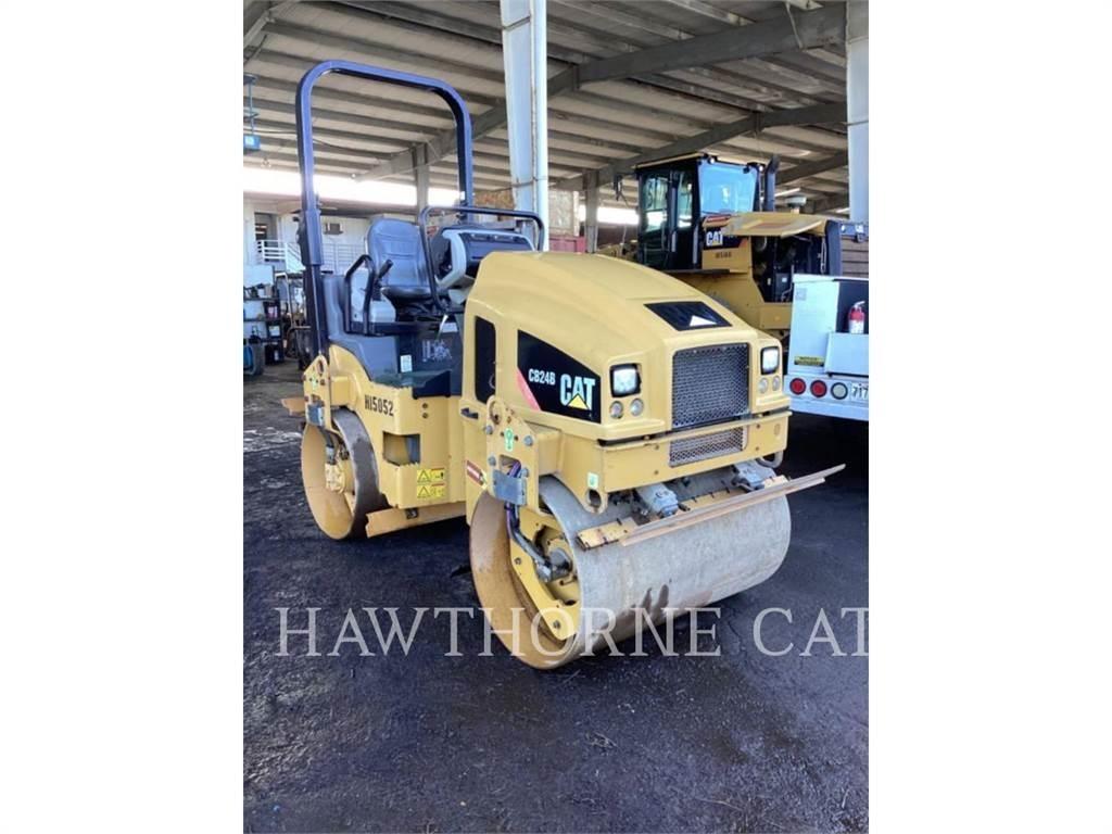 CAT CB24B Compactoare sol