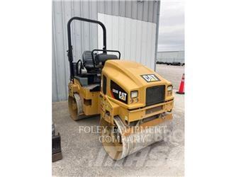 CAT CB24B Compactoare sol