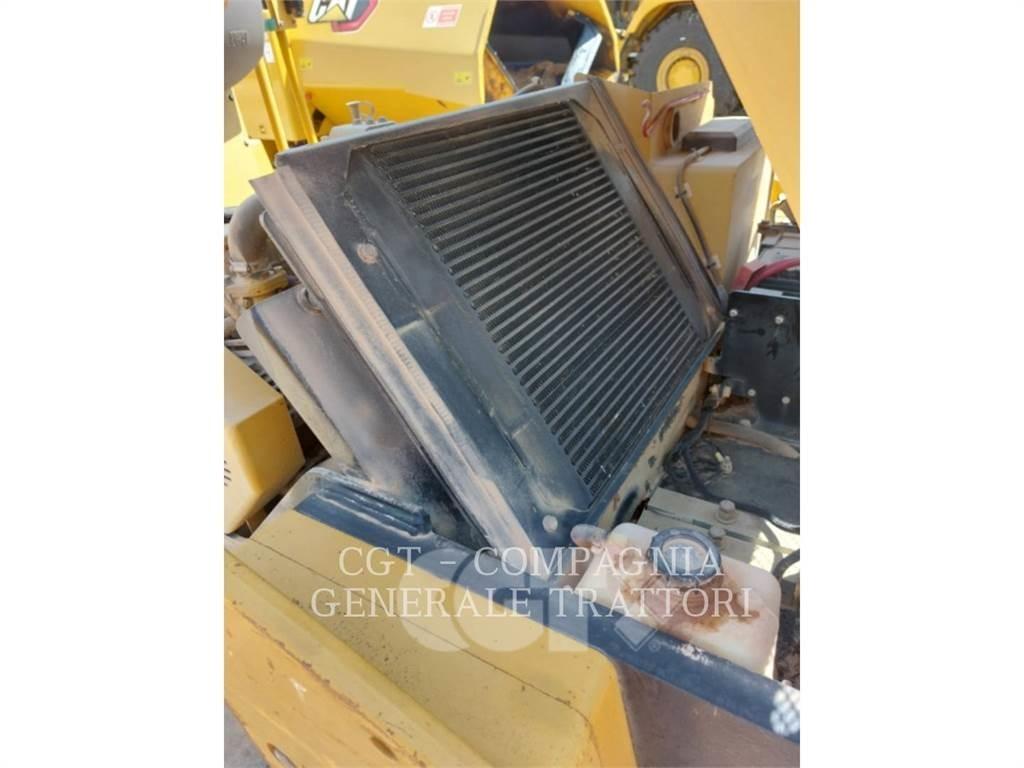 CAT CB334EXW Cilindri compactori dubli