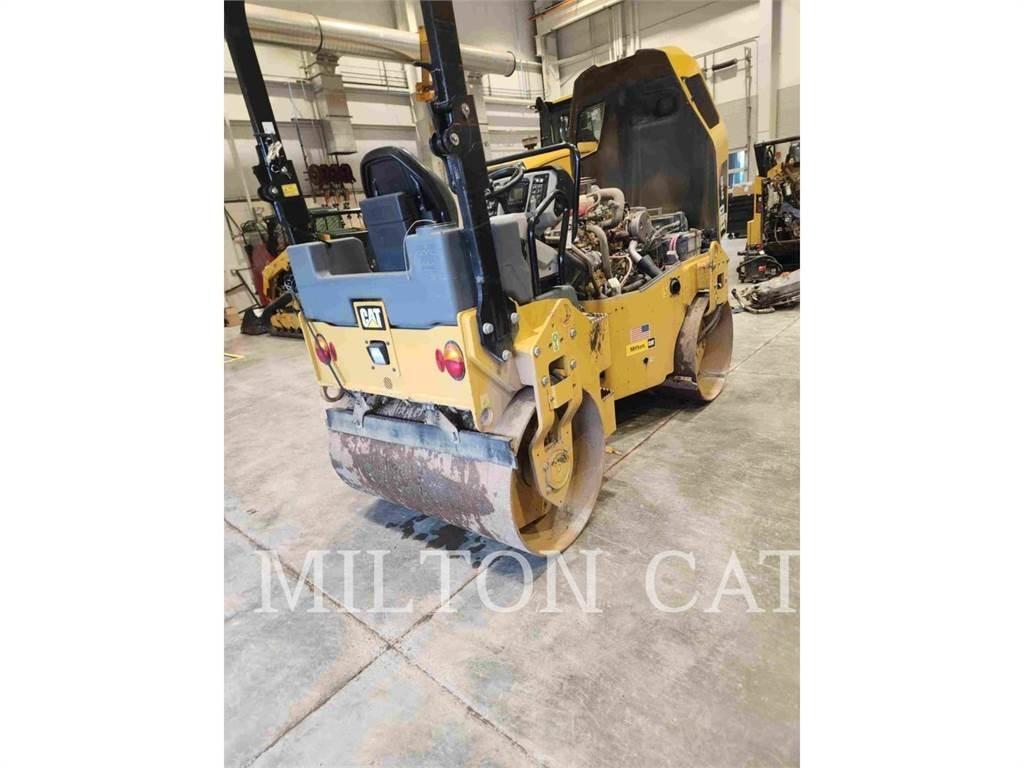 CAT CB34B Cilindri compactori dubli