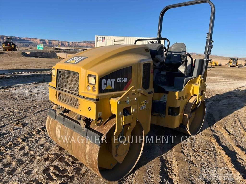 CAT CB34B Compactoare sol