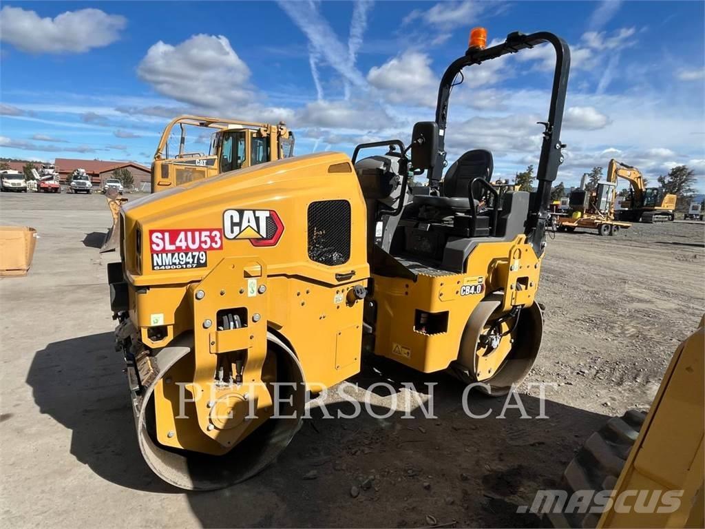 CAT CB4.0 Cilindri compactori dubli