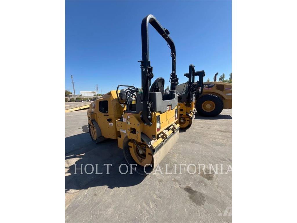 CAT CB4.0 Compactoare sol