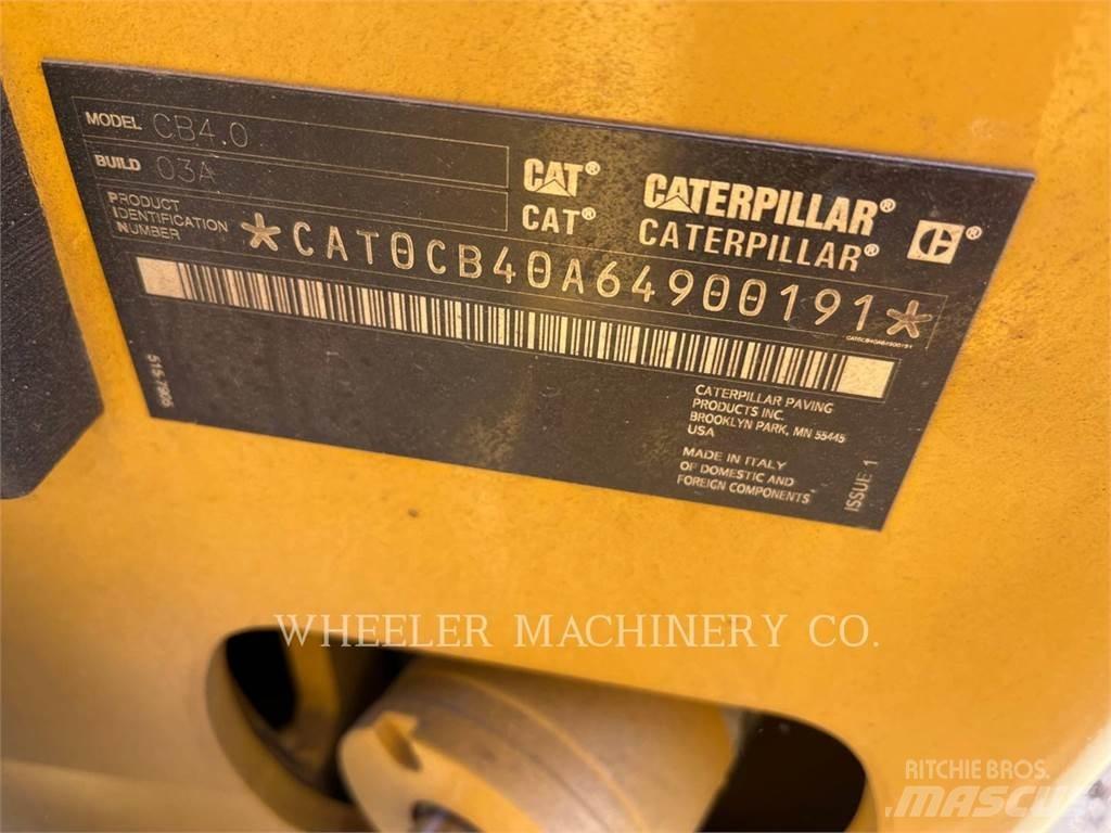 CAT CB4.0 Cilindri compactori dubli