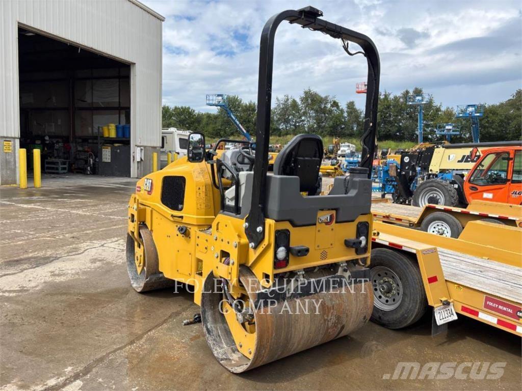 CAT CB4.0-03 Compactoare sol