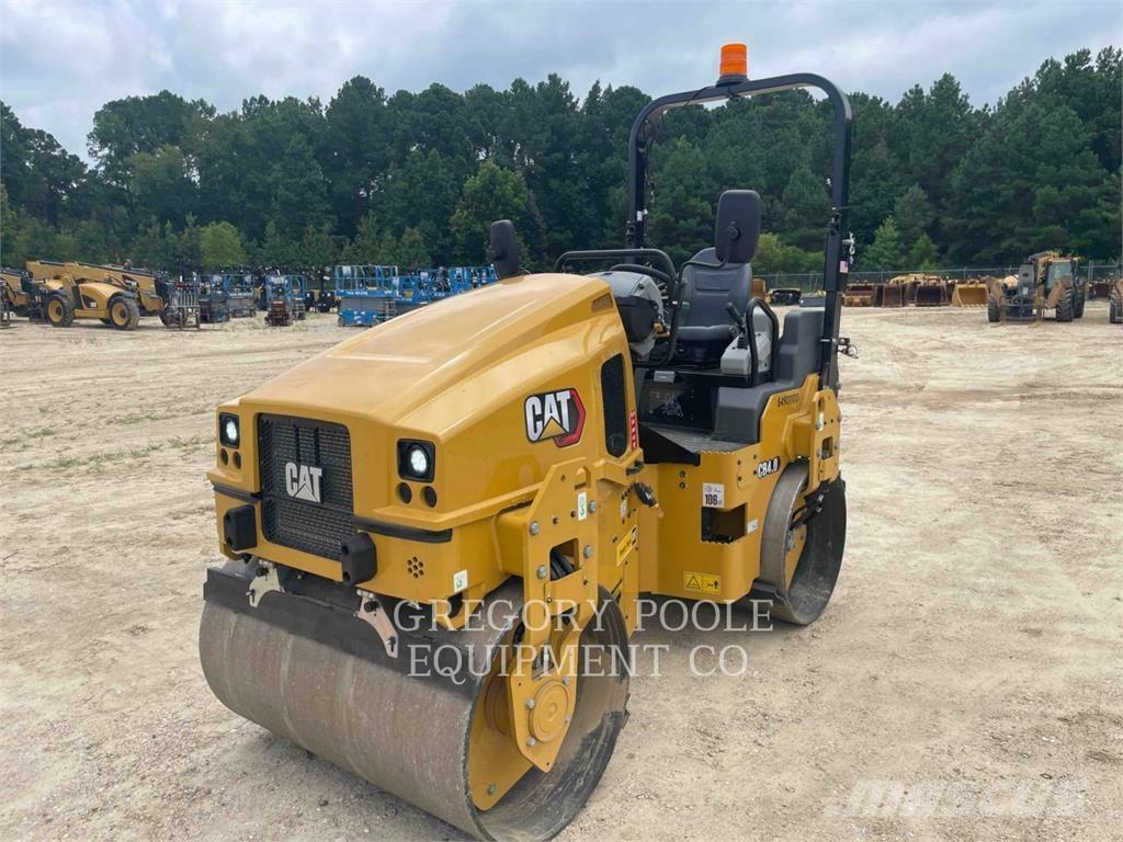 CAT CB4.003 Cilindri compactori dubli