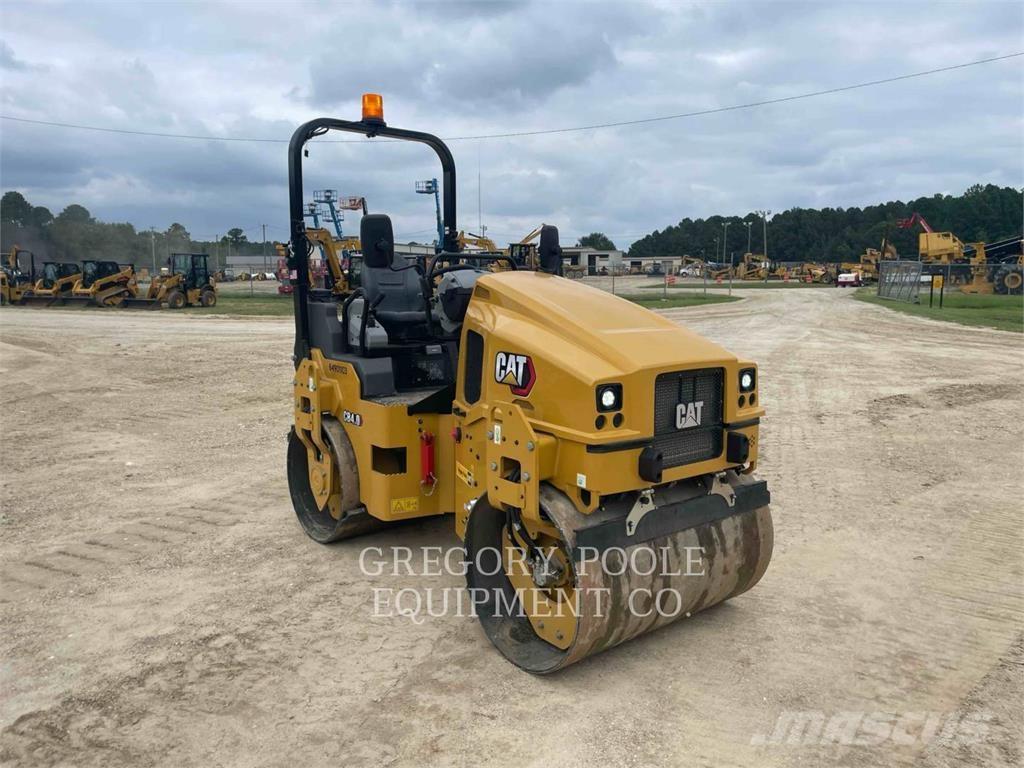 CAT CB4.003 Cilindri compactori dubli