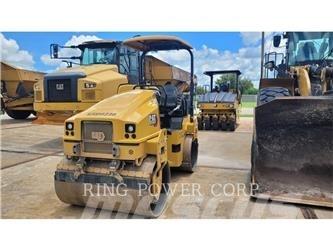 CAT CB4.4 Cilindri compactori dubli