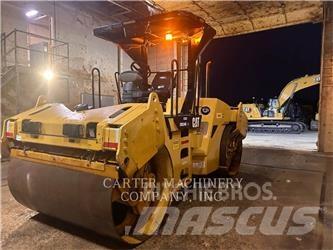 CAT CB534D Compactoare sol