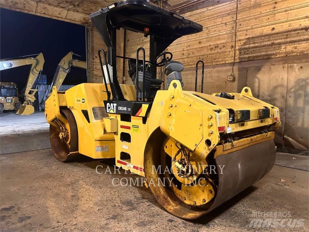 CAT CB534D Compactoare sol