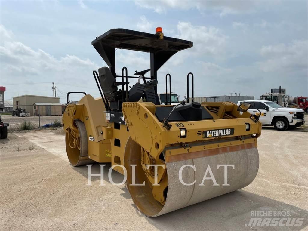 CAT CB54 Cilindri compactori dubli