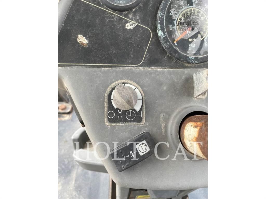 CAT CB54 Cilindri compactori dubli