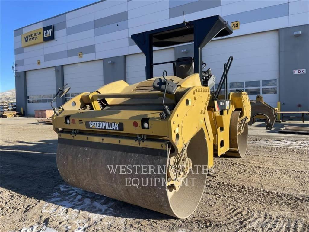 CAT CB54 Cilindri compactori dubli