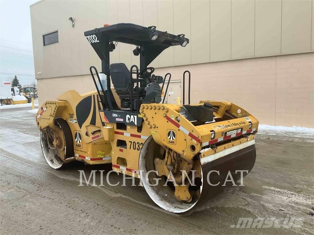 CAT CB54 XW Cilindri compactori dubli