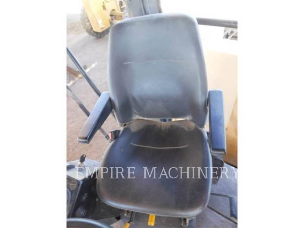 CAT CB64 Cilindri compactori dubli