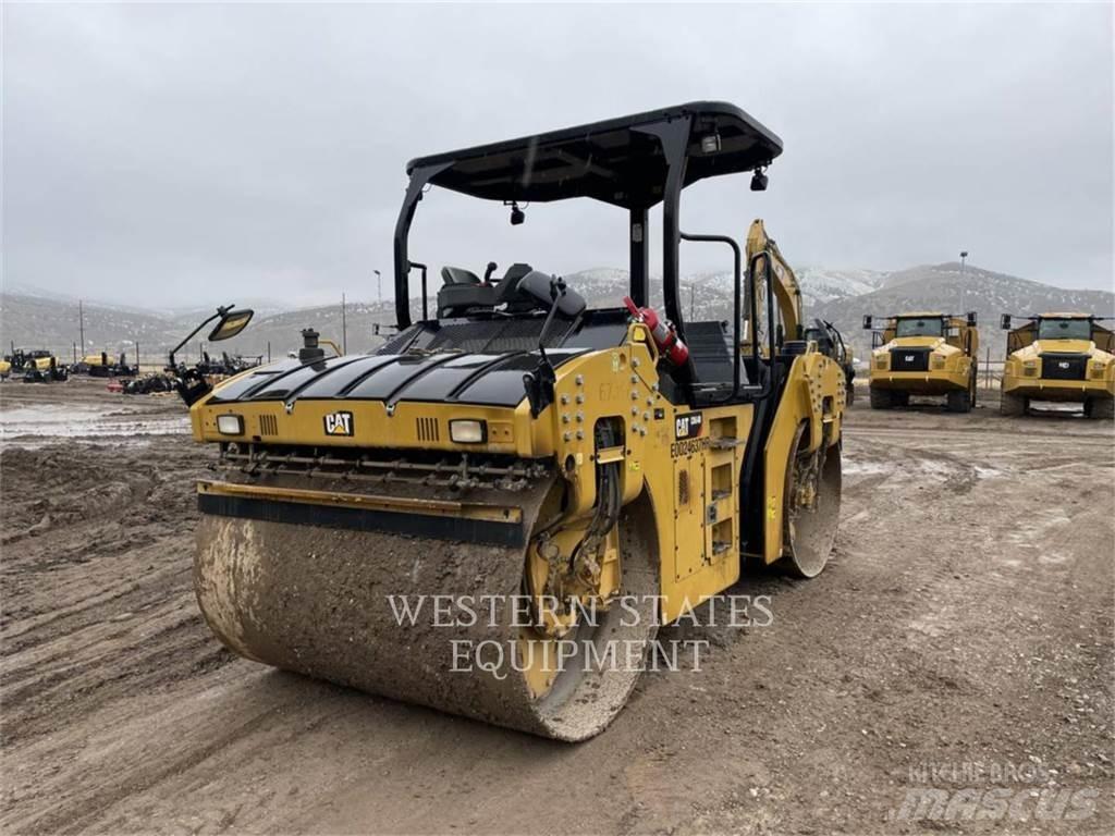 CAT CB64 Cilindri compactori dubli