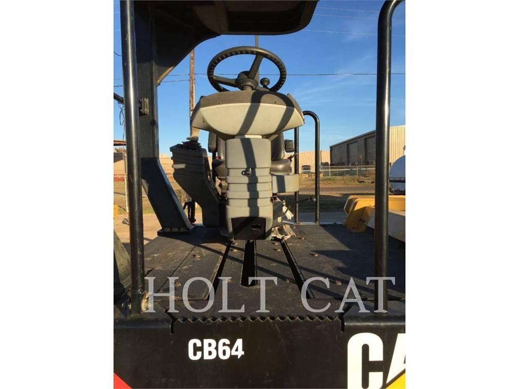CAT CB64 Compactoare monocilindrice
