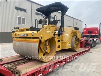 CAT CB64 Compactoare sol
